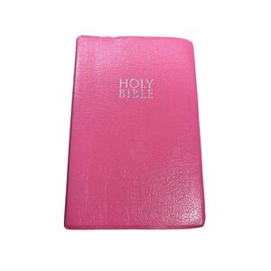 Zondervan NIV Gift & Award Bible Pink Imitation Leather Silver Foil 2011 Edition